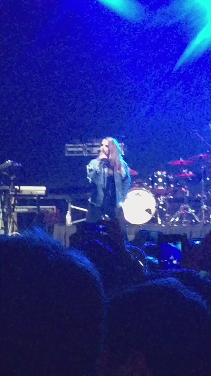 RT @ChamBreezey: I was NOT PREPARED for @iamjojo to do what she did to me. Beyond worth the drive to Norman tonight! https://t.co/Td8ObPNVjk