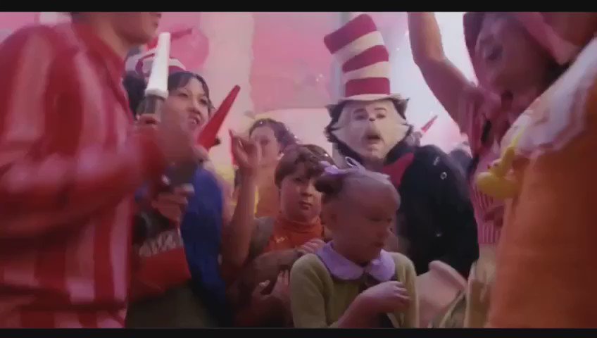 That time I went raving with #TheCatInTheHat. ???????????????????????????? #TBT https://t.co/mZA7XXohwz
