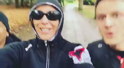 Il faut se tenir en forme !!!! @luckydanceparty #lindsaythomas #goodmorning #run #sport #fitness #followme #france https://t.co/X0kFZFqtha