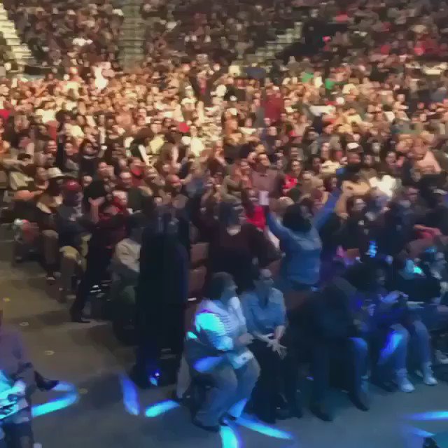 RT @itsmetaytay12: #MannequinChallenge @tonibraxton this was so awesome and ???? I love this #TheHitsTour https://t.co/83zxFeUokJ