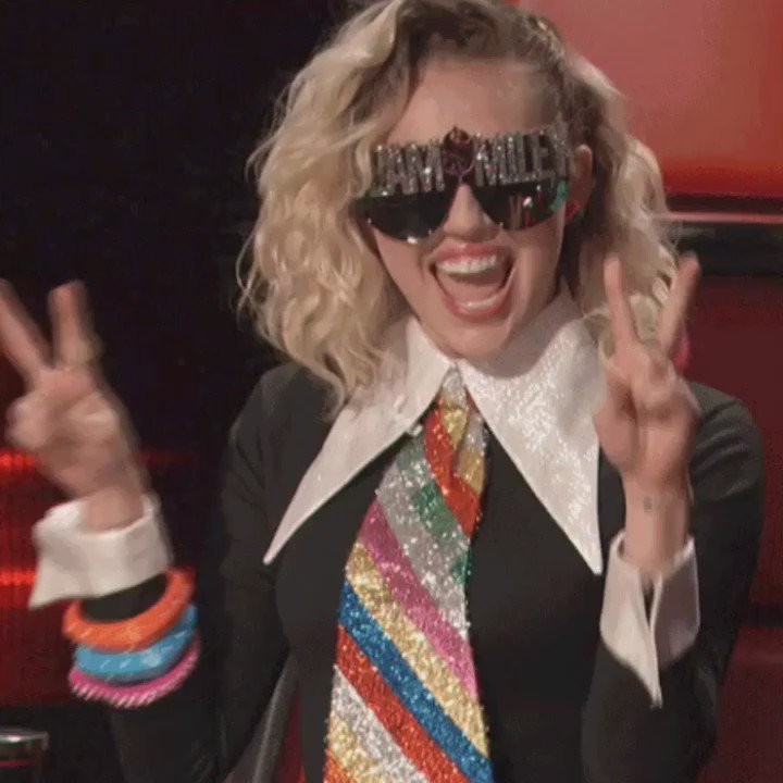 Make sure u watch @NBCTheVoice tonight and vote for #TeamMiley!! ✌️️✌️️ #VoiceTop12 https://t.co/tOuDQSlR8A