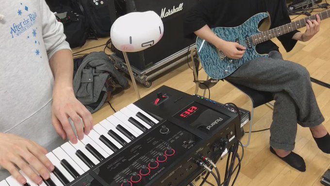 ATRリハですcakeさんの指ドラムと一緒にギターの練習です ベルセルクです楽しそうだなーボクたちやたら楽しそうだなや ATRリハですcakeさんの指ドラムと一緒にギターの練習です ベルセルクです楽しそうだなーボクたちやたら楽しそうだなや