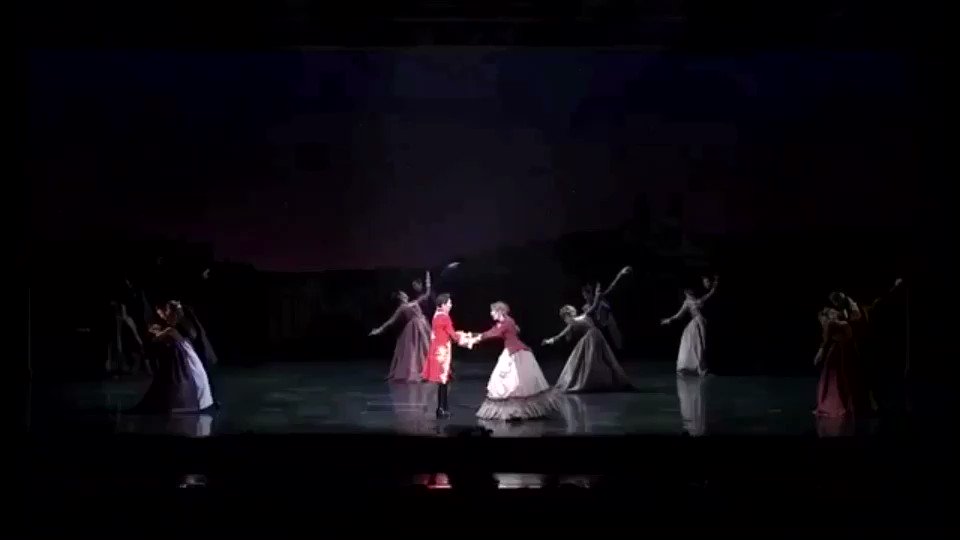 ちぎみゆの大劇場お披露目のルパン三世と退団公演幕末太陽傳どちらも演出は小柳先生意識なさったかどうかはわからないけど歌詞が ちぎみゆの大劇場お披露目のルパン三世と退団公演幕末太陽傳どちらも演出は小柳先生意識なさったかどうかはわからないけど歌詞が