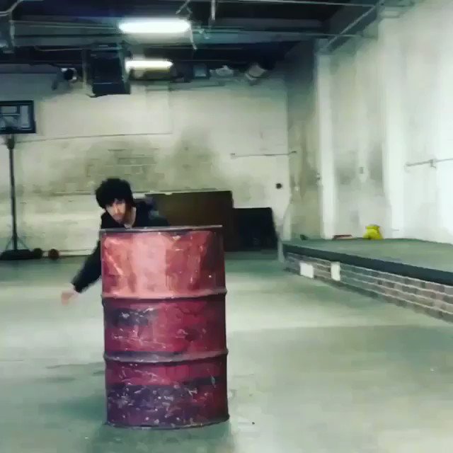 .@nicktucker hopping around the park @_primitiveskate https://t.co/OzKiYRUK8R