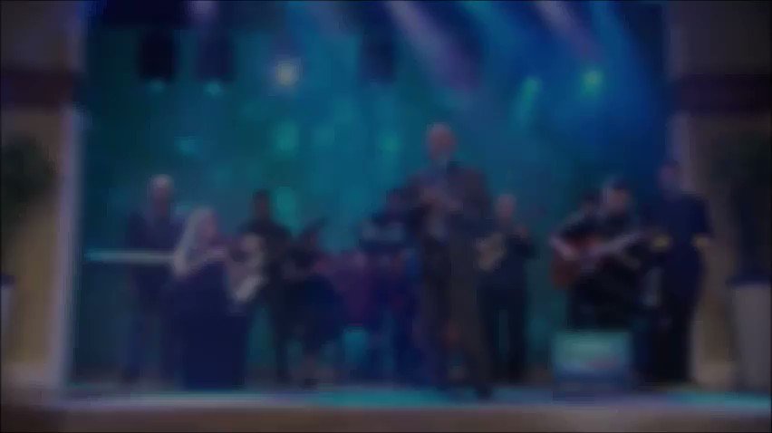 Congrats to my dad, @felipemmusic, on his solo debut in @despiertamerica. So proud of you. Love you, dad! https://t.co/mIK0kK9hIh