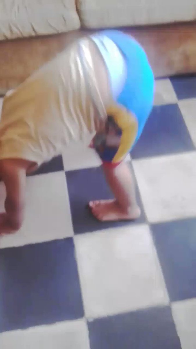 RT @hottiearianagb: @IGGYAZALEA my little brother is dancing #MoBounceChallenge ???????????? https://t.co/flkGbORcYX