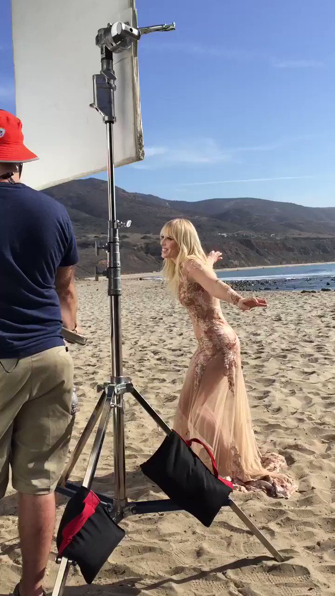 A look behind the scenes on the beach filming the #LetGo advert for @NESTEA https://t.co/vdNbXwdzi1