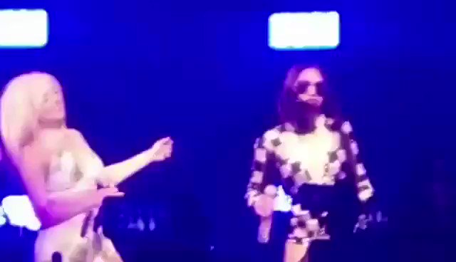 RT @billboard: .@BebeRexha brought out @ashanti in NYC last night ???????? https://t.co/eXfp8wnueP