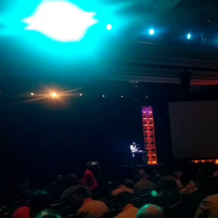 lukerodgers90: At #MagentoImagine waiting for the keynote. https://t.co/En26mKAsNq