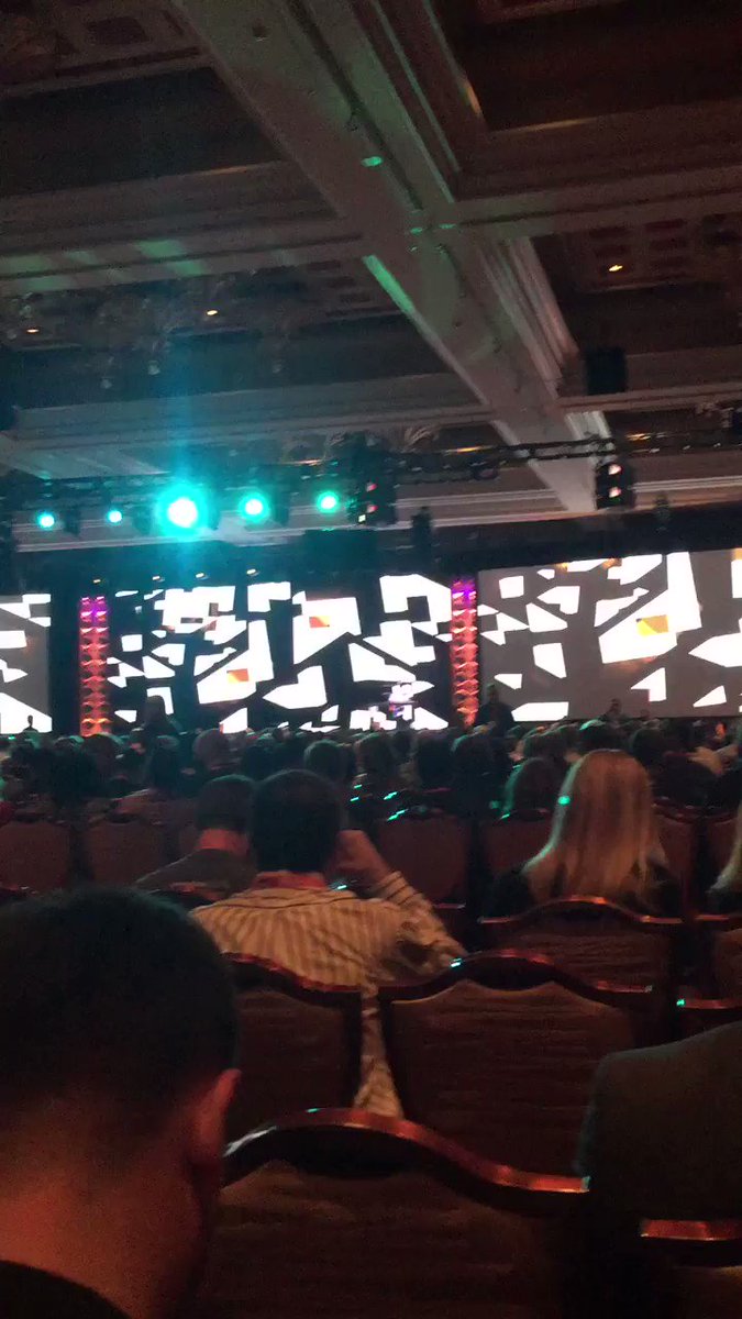 ebrookes: A lot of good vibes to get day 2 started at #Magentoimagine https://t.co/zJWguSeCzs