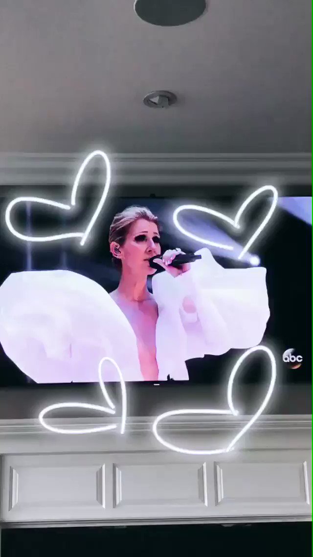 @celinedion @BBMAs ❤️ https://t.co/HU2t3wHbyh