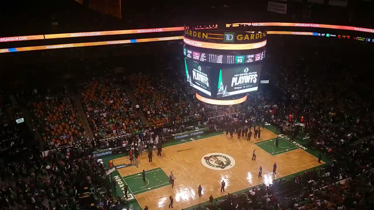 RT @OnlyInBOS: Down over 30 points, @Celtics fans are chanting Let's Go Celtics... ☘ https://t.co/GYc3FL83TW