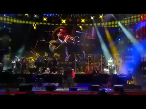 Hay preguntas que nunca tendrán respuesta… ¡Pero igual las seguimos cantando! https://t.co/cfzkbExyNs