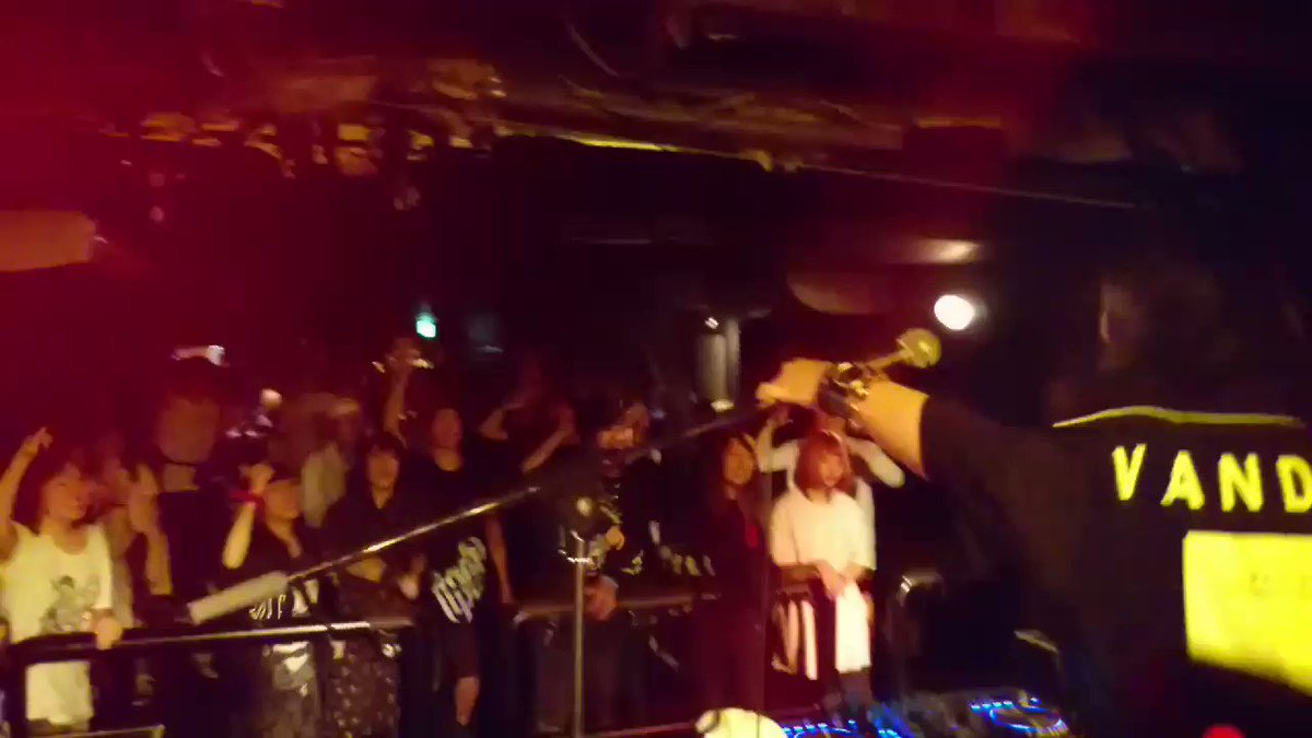 #DJつづきともみ20170623→キメマスター!ーバンドじゃないもん! Head Bang!ーヒスパニともに歌ってもら #DJつづきともみ20170623→キメマスター!ーバンドじゃないもん! Head Bang!ーヒスパニともに歌ってもら