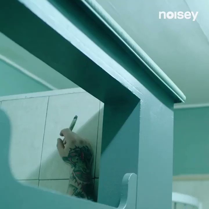 RT @NoiseyMusic: ???? ???? ???? @ActionBronson is up to something. https://t.co/JknfiKnExe