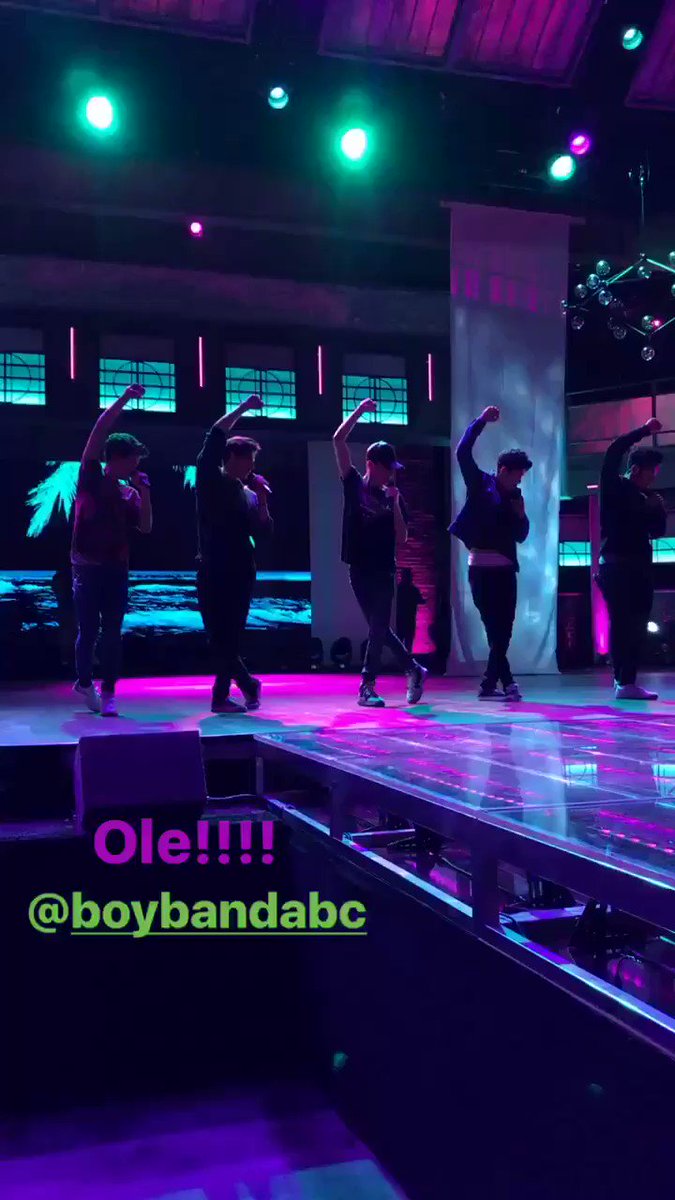 RT @NAPPYTABS: A Spanish song on American TV? Let's do it!!! @BoyBandABC #CoExecutiveProducers #Despacito https://t.co/G2HxWyEaOR