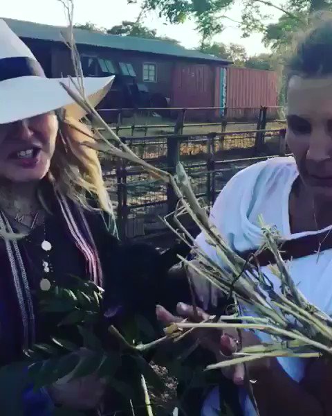 Re-Cap #3! ????????????Baby Goats are Irresistible! ????????♥️????????♥️????????♥️????????????@RaisingMalawi https://t.co/lJWJzUye6v