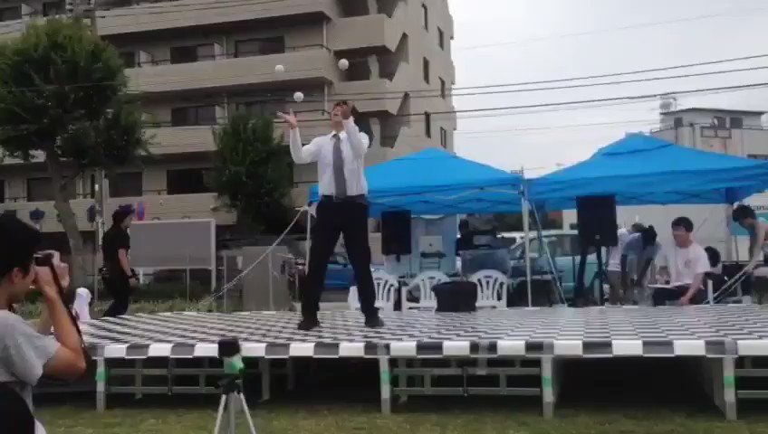 おまけ。ショーケースの前半後半のつなぎ。ドーン!と見せかけてデスパレードがやりたかっただけです(笑) おまけ。ショーケースの前半後半のつなぎ。ドーン!と見せかけてデスパレードがやりたかっただけです(笑)