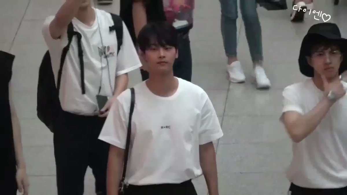 빅스 VIXX 배틀트립 홍빈 차학연 투히트립 로빅이다 Daiski_N