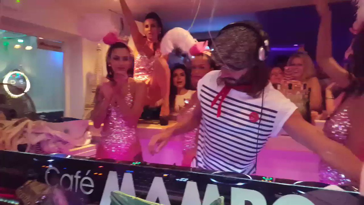 RT @Mamboibiza: .@bobsinclar dropping his new track! Till The Sun Rise Up ft. @Akon ☉❤???? @pacha #ParisByNight https://t.co/EoswL0Ln26