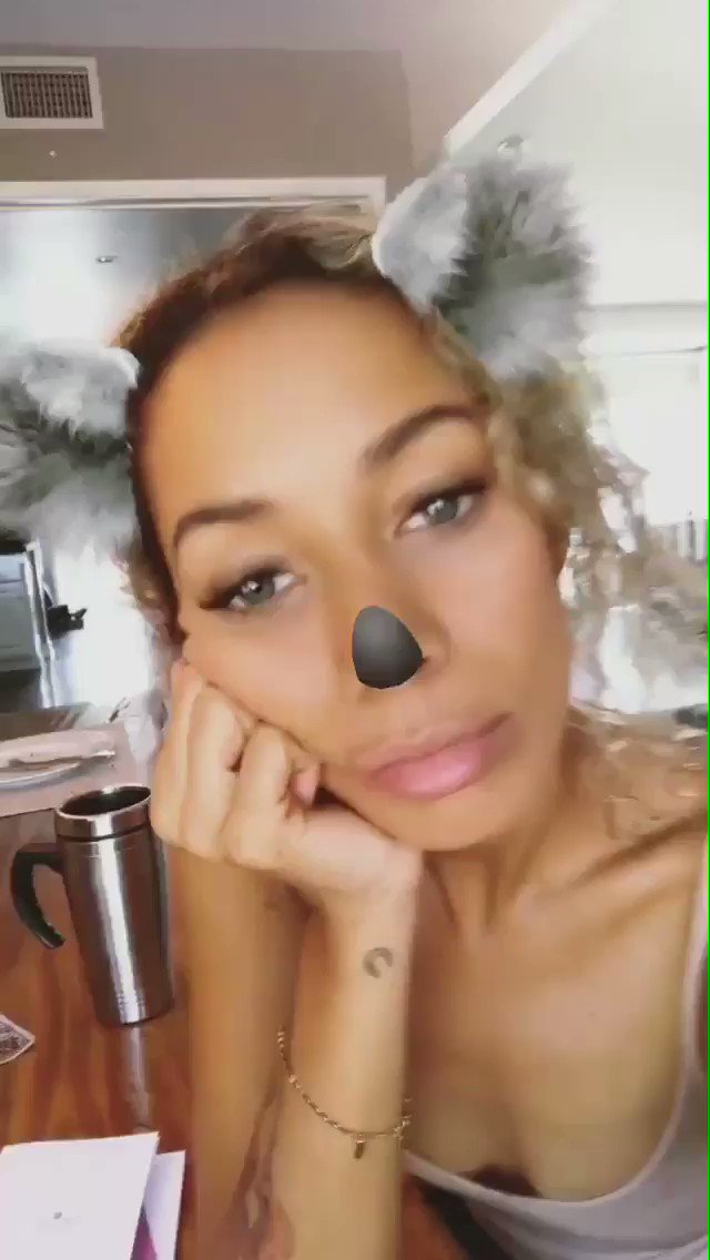 Hope your having a good day ???? https://t.co/LNcN06DtxJ