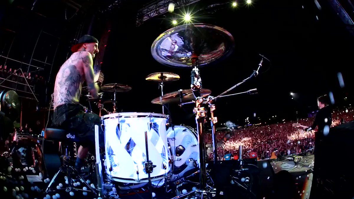 Thank you @lollapalooza ????????| ???? @AustinHWallace #DRUMSDRUMSDRUMS ???????????? https://t.co/wxrtZaLd3Y