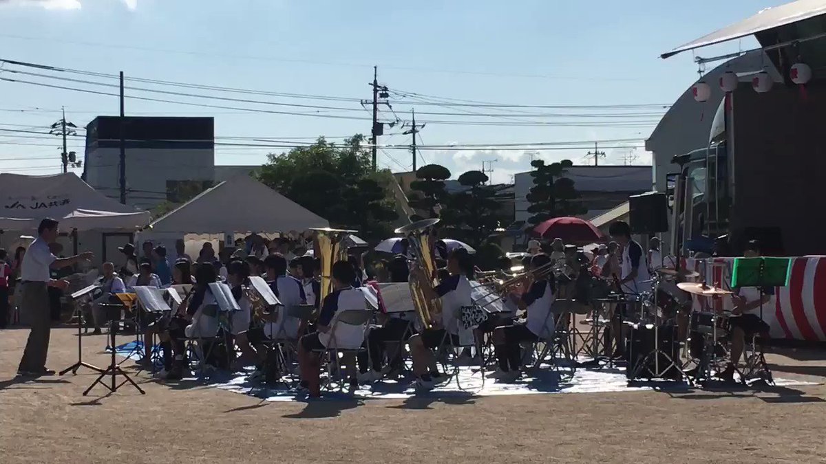“わっしょい!平島・16”のオープニングで上道中学校吹奏楽部の皆様の演奏がありまして、シュガーソングとビターステップが! “わっしょい!平島・16”のオープニングで上道中学校吹奏楽部の皆様の演奏がありまして、シュガーソングとビターステップが!