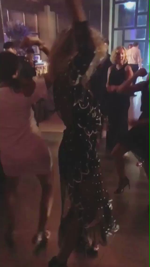 Party time ???????? https://t.co/U74ck8ni42