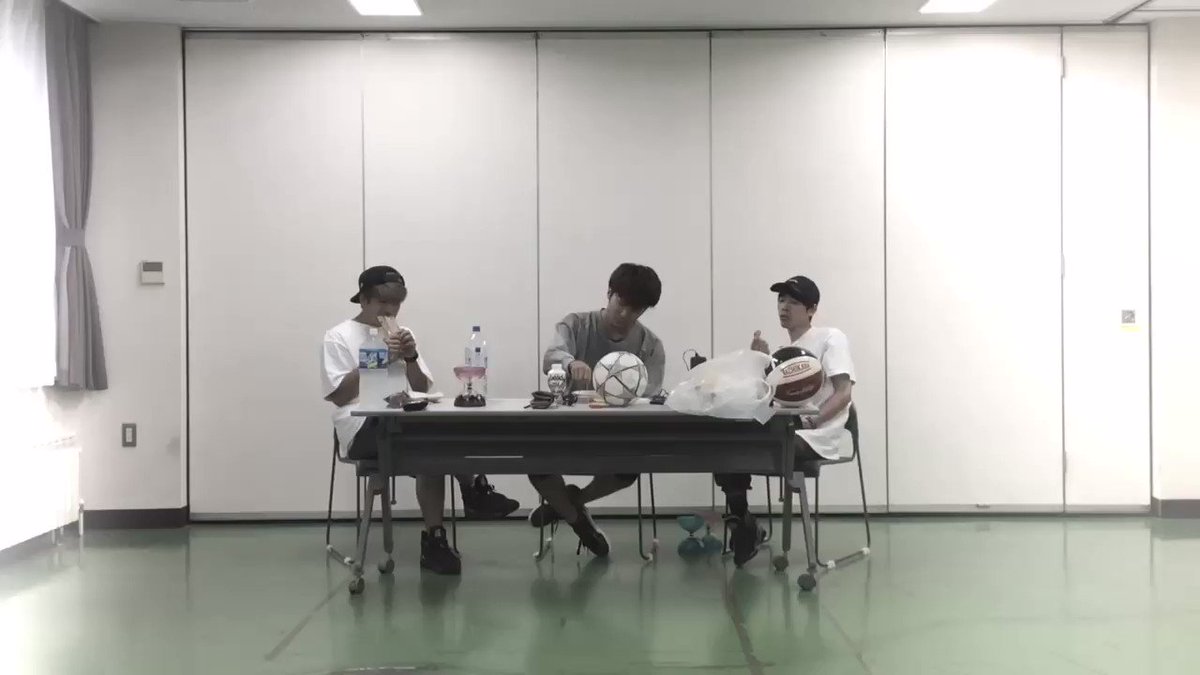 関西から来てたお友達( )が帰ってしまったので帰る前に動画作りました。沢山の思い出をありがとう✨またお会いしましょう!ー 関西から来てたお友達( )が帰ってしまったので帰る前に動画作りました。沢山の思い出をありがとう✨またお会いしましょう!ー