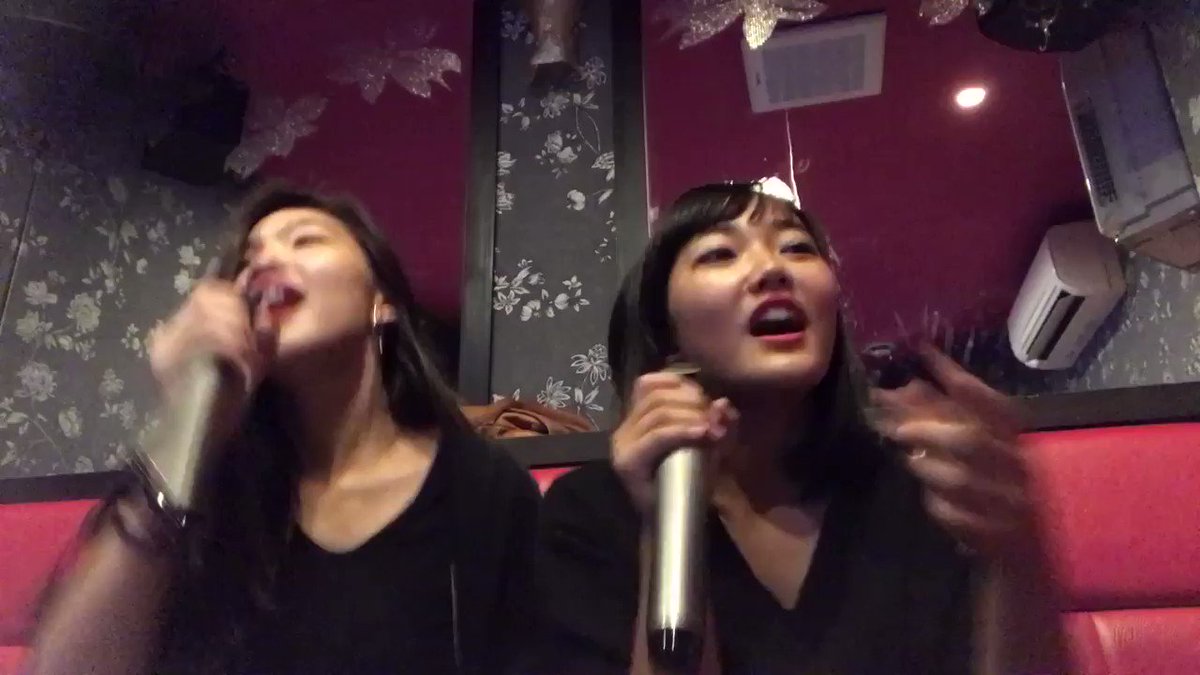 このこなつもツボwるるも髪も持ちながら歌っとるしw このこなつもツボwるるも髪も持ちながら歌っとるしw