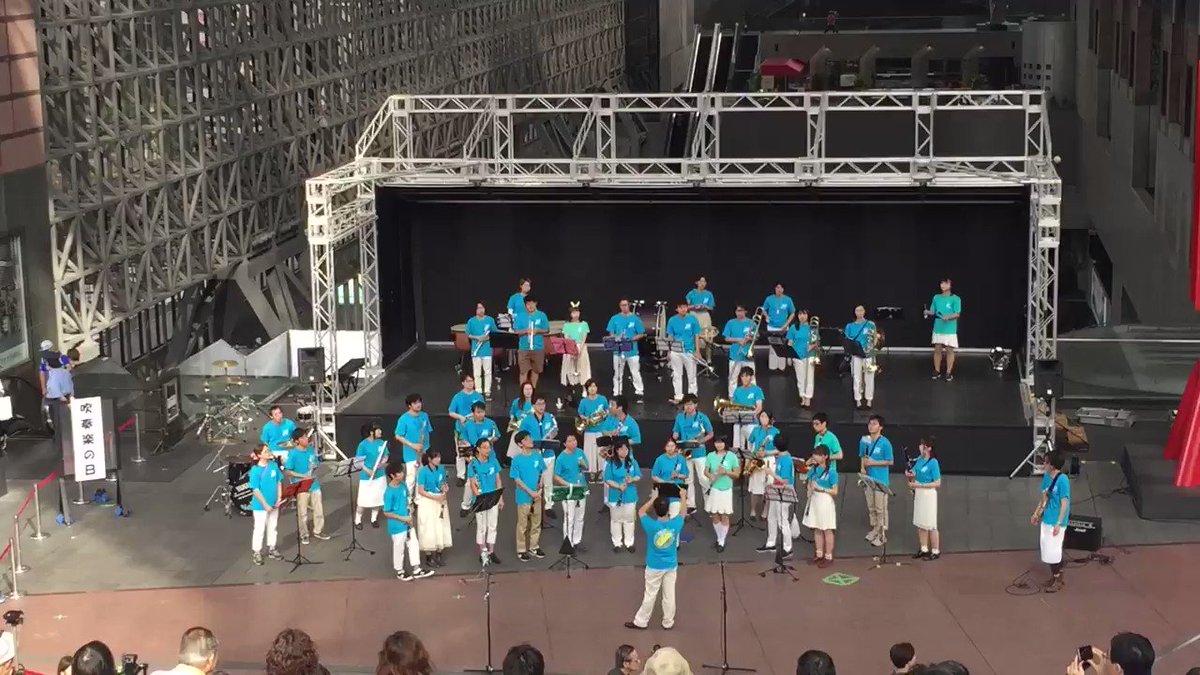 北宇治OBそして「宝島」。もはやユーフォ二期完全再現や!#anime_eupho 北宇治OBそして「宝島」。もはやユーフォ二期完全再現や!#anime_eupho
