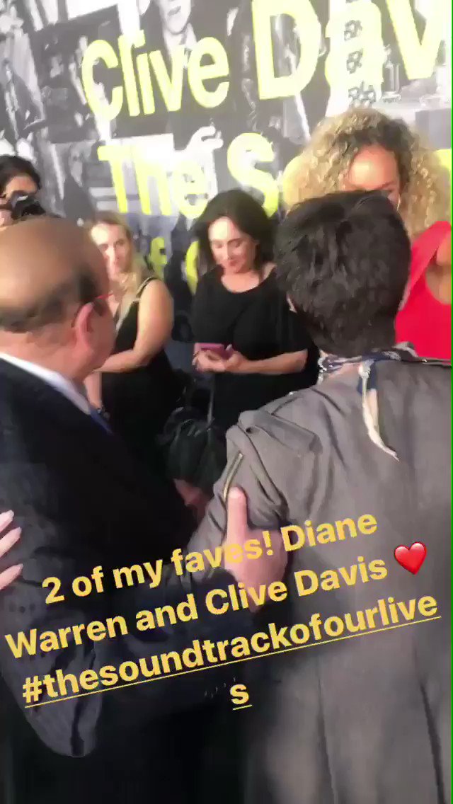 2 of my faves @CliveDavis @Diane_Warren ???? https://t.co/9YDjO8dMU9