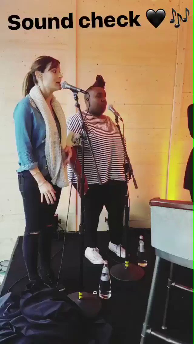 Soundcheck time ???? me some @LanaDelRey https://t.co/nW0gdRbVRu