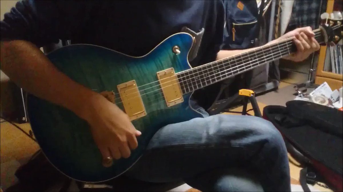 のうコメEDの太陽と月のCROSSのソロ弾いてみました のうコメEDの太陽と月のCROSSのソロ弾いてみました