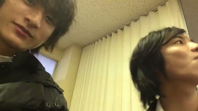 映画公開【2日前】ということでいろんな番組で言ってる楽屋でのミュージカル調会話。動画がありましたぜひ見てください#覆面系 映画公開【2日前】ということでいろんな番組で言ってる楽屋でのミュージカル調会話。動画がありましたぜひ見てください#覆面系