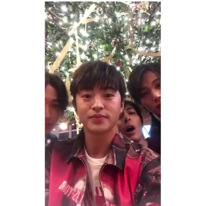 撮影全行程終了。本当にお世話になりました!!!沢山青春させていただきました。皆様是非虹色デイズを宜しくお願い致します🌈 撮影全行程終了。本当にお世話になりました!!!沢山青春させていただきました。皆様是非虹色デイズを宜しくお願い致します🌈