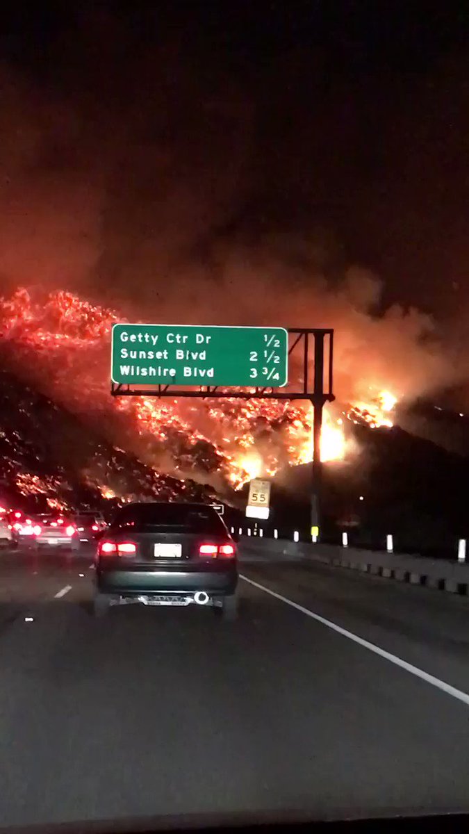 RT @JordanUhl: The wildfires in California look like a scene out of hell https://t.co/ssqZRhZ4E1