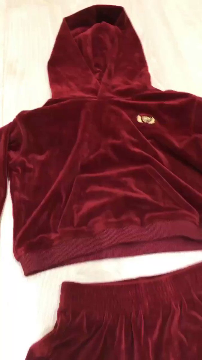Calabasas Crest Velour Sweat Suit https://t.co/BlGB6KQnnV https://t.co/WdJWe8275T