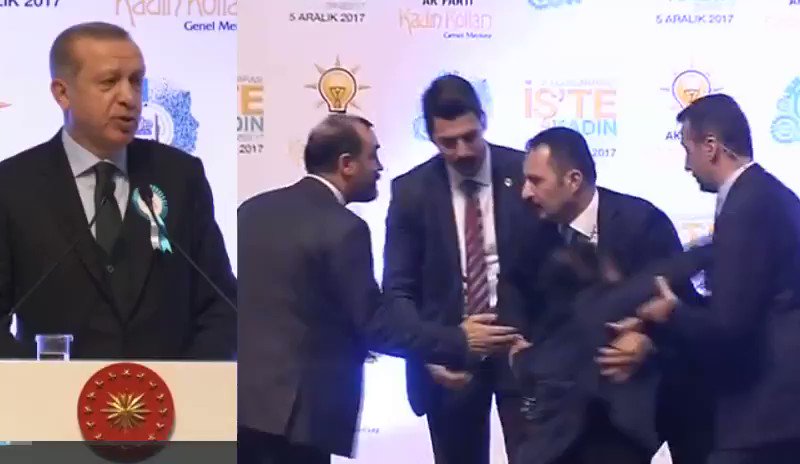 Erdoğan, 'İş'te kadın' zirvesinde "Kadınlar en çok bizim iktidarımızda özgürleşti" dediği sıralarda Erdoğan'a ulaşmak isteyen bir kadın korumalar tarafından yaka paça dışarı atıldı! https://t.co/ilvIKtadpo