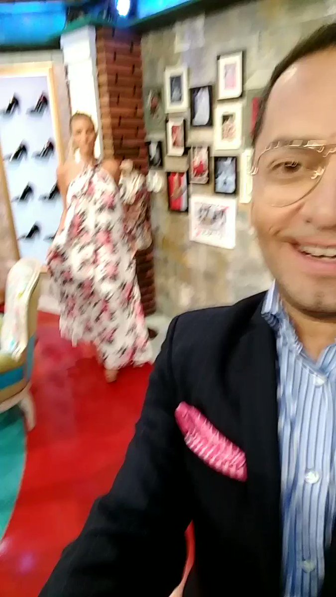 RT @famedinaflores: Ya llegó la bella @ailen_bechara a @LaJauladelaModa @ciudad_magazine https://t.co/d4IAVoc2ti