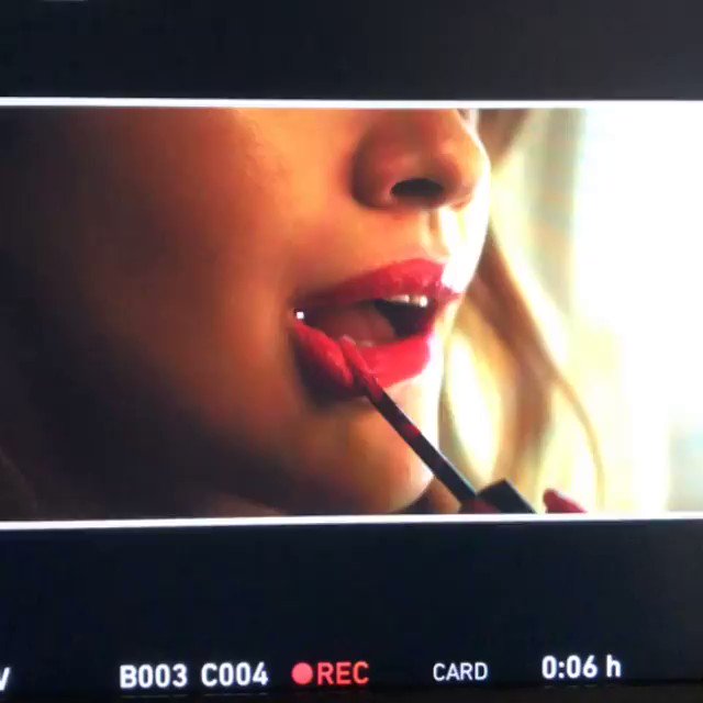 Shooting @rimmellondonuk today ❤️⭐️???????? https://t.co/PROQPiV4Kn