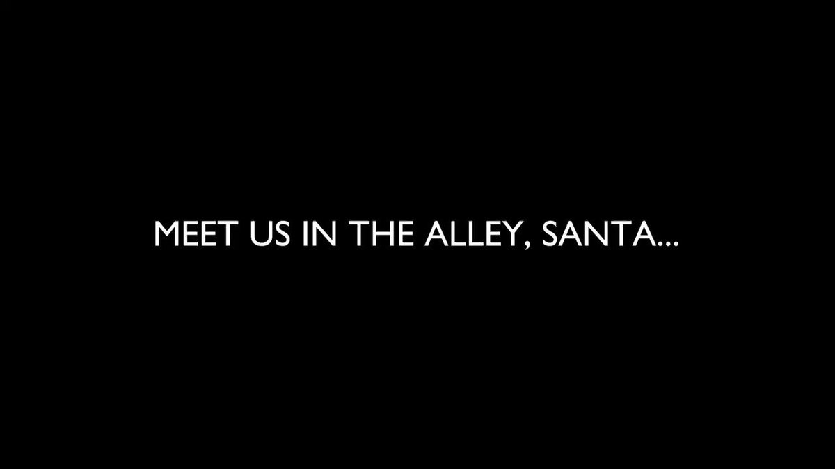 Meet Us In The Alley, Santa... https://t.co/h9Hqoo5Dp3