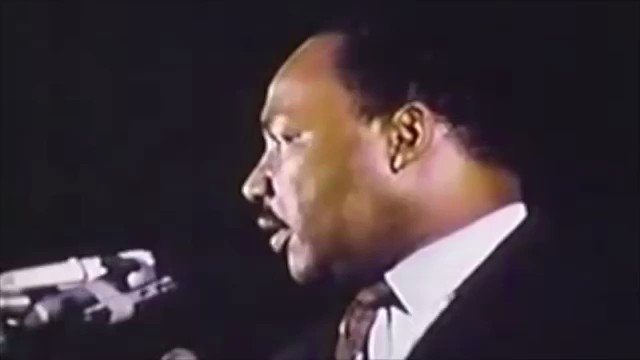 #MLKDay #teamLOVE https://t.co/fgefDTt52s