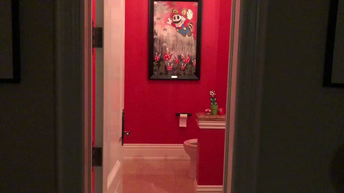 I am legit selling a 1 of 1 bottle of water from my toilet. 50$ serious inquires only. https://t.co/hnAi0Tr0B2