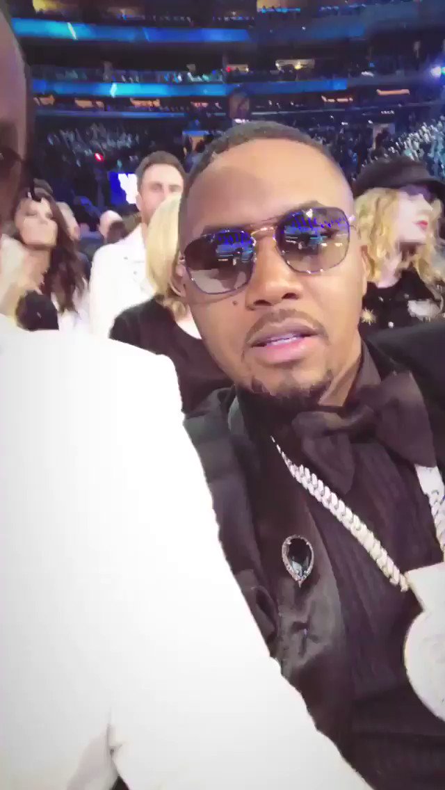#GRAMMYs @Nas @THEREALSWIZZZ @aliciakeys https://t.co/aMsQq3DklD