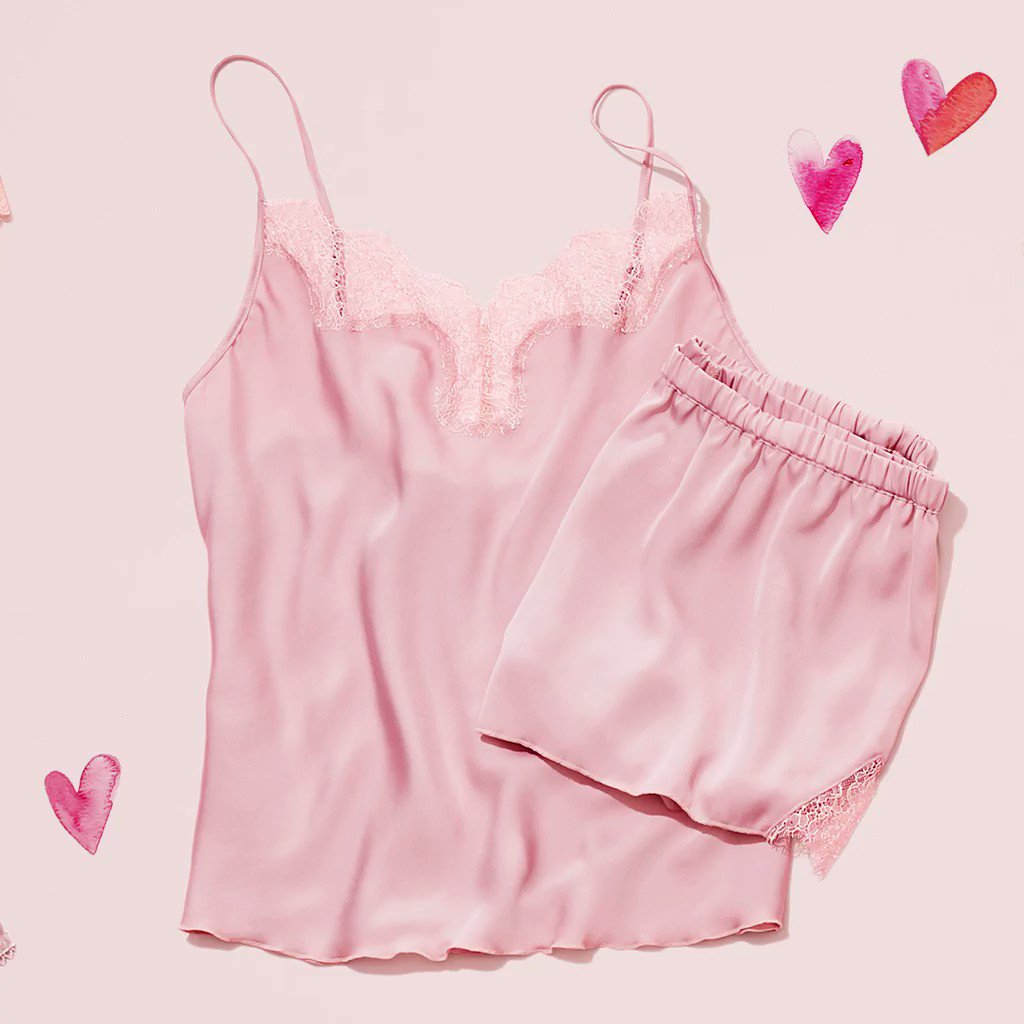 Me-Day gifts for when you need to #treatyoself… #VDayMeDay https://t.co/i6JlrbxHPf https://t.co/o1cRKmMm0p