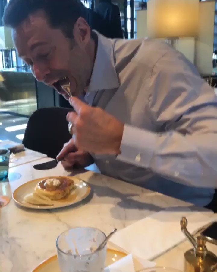 Happiness is ricotta #pancakes #Bills #Tokyo . Thank you Mena, Achey and the entire amazing team! @GreatestShowman https://t.co/r0SLxhsWYA