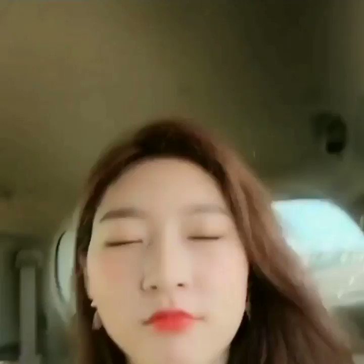 김새론 KIMSAERON 달팽이호텔 인스타 배우 PREMIERE 여자친구 spring_saeron