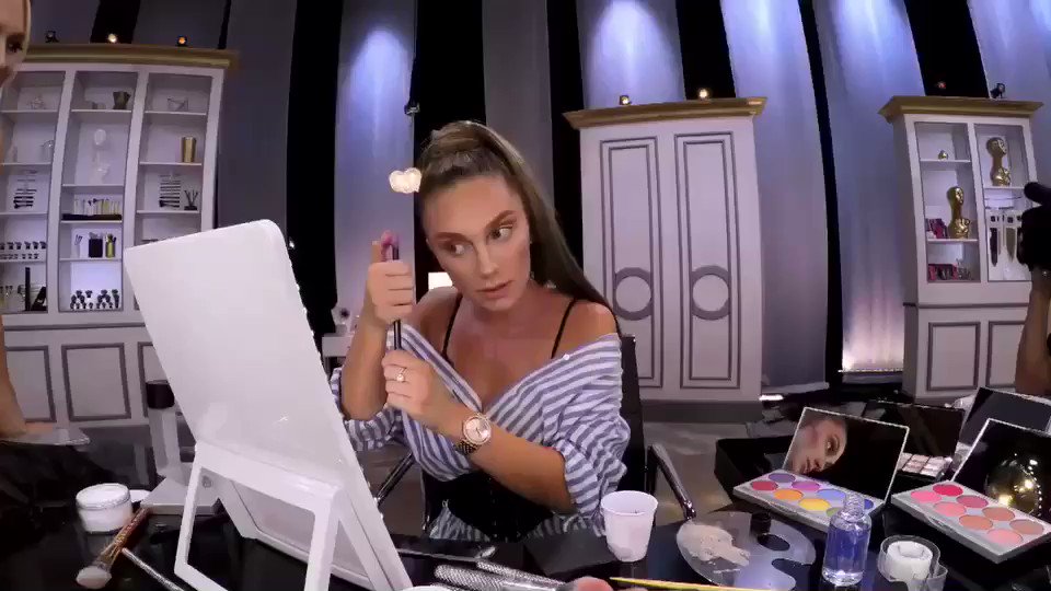 Don’t miss an all new GLAM MASTERS tonight at 10/9 c on Lifetime https://t.co/ttQ8qf5Gbi