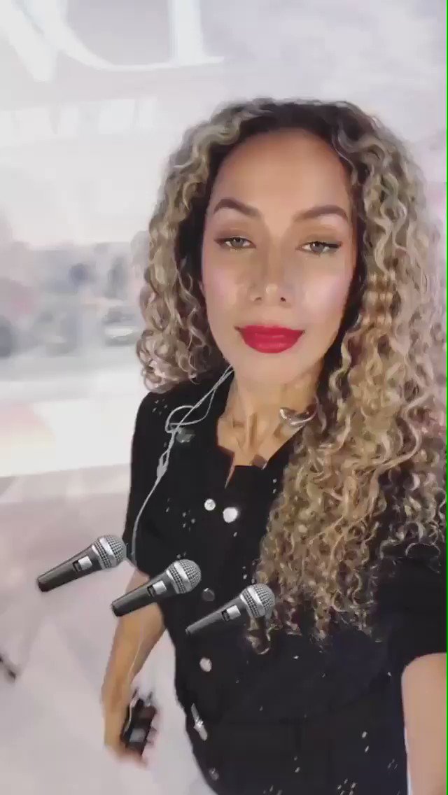 Soundcheck ???? #DVFAwards https://t.co/BqwoNzRLZL